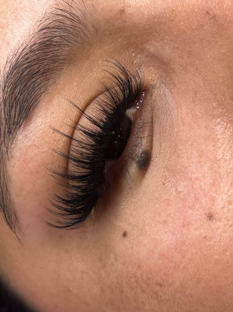 Wispy Lashes