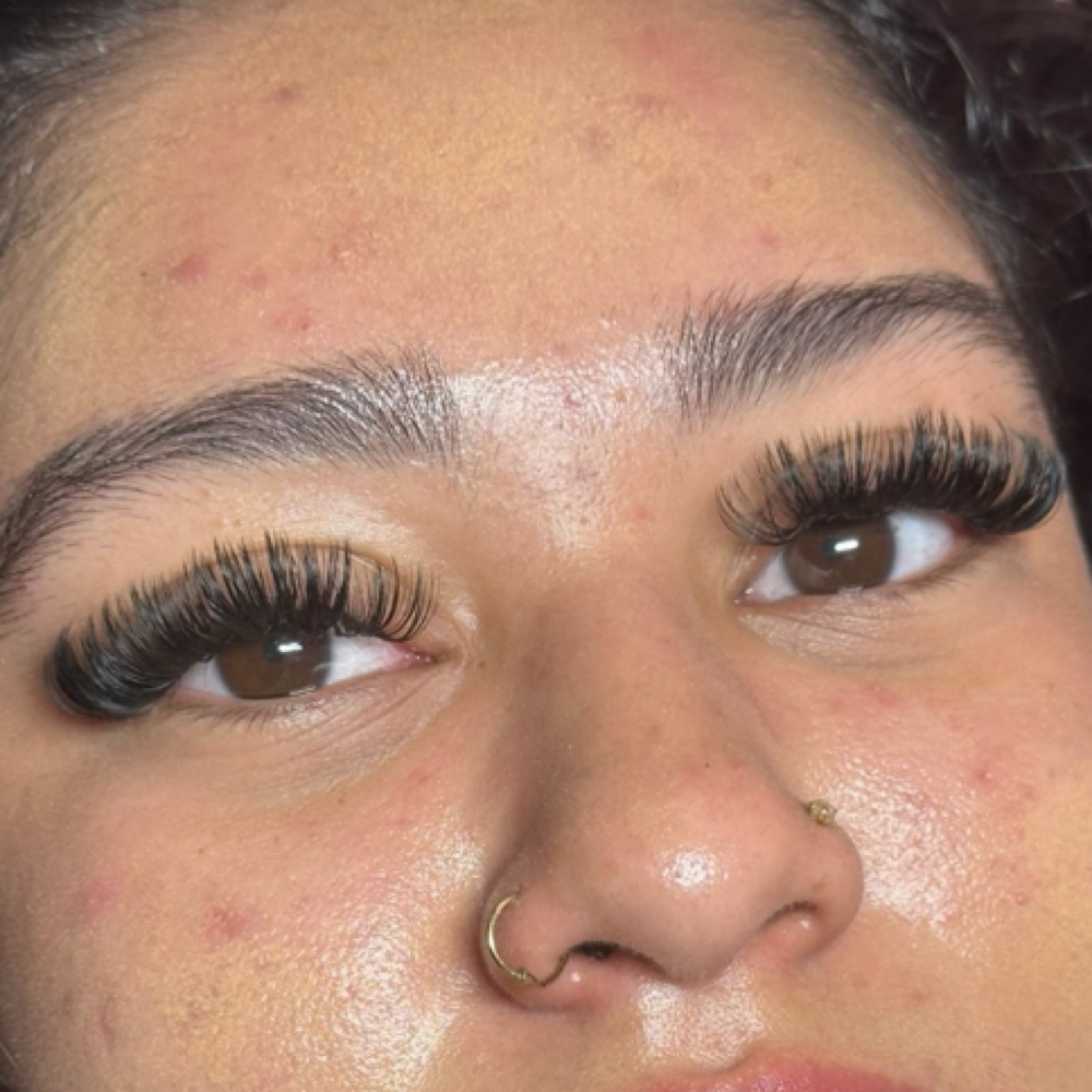 Volume Set at Milan Lux The Lash Co. in Atlanta, GA