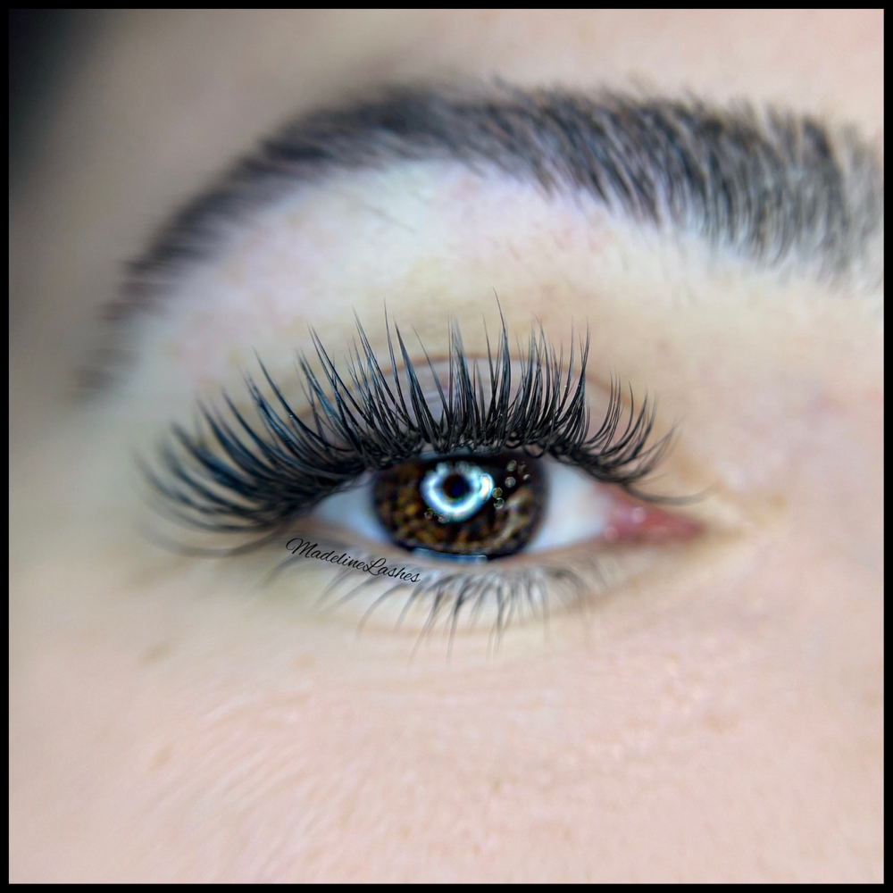 Fill-Classic Lash Extensions