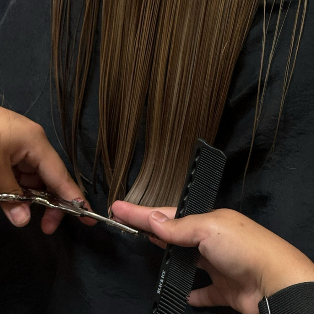 Cuts at Manedaze in Zionsville, IN