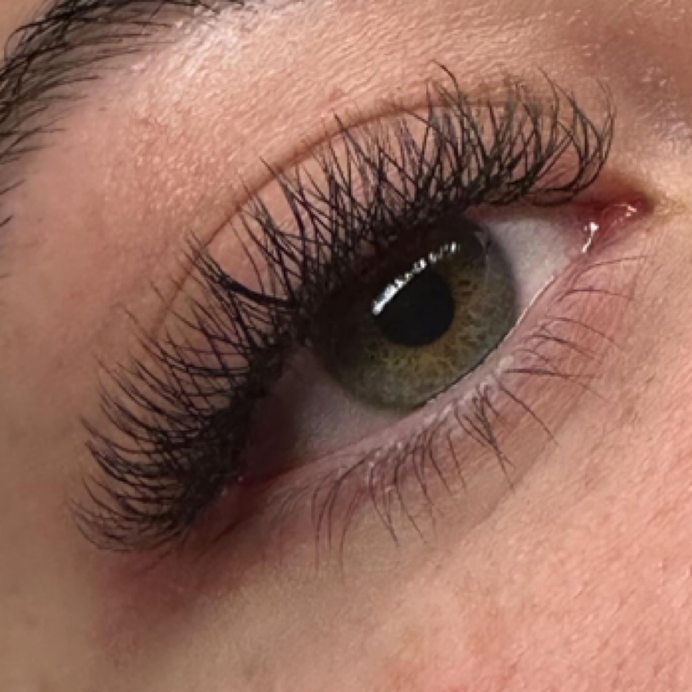 Hybrid Lash Extension Touch up at JE Beauty & spa in duluth, GA