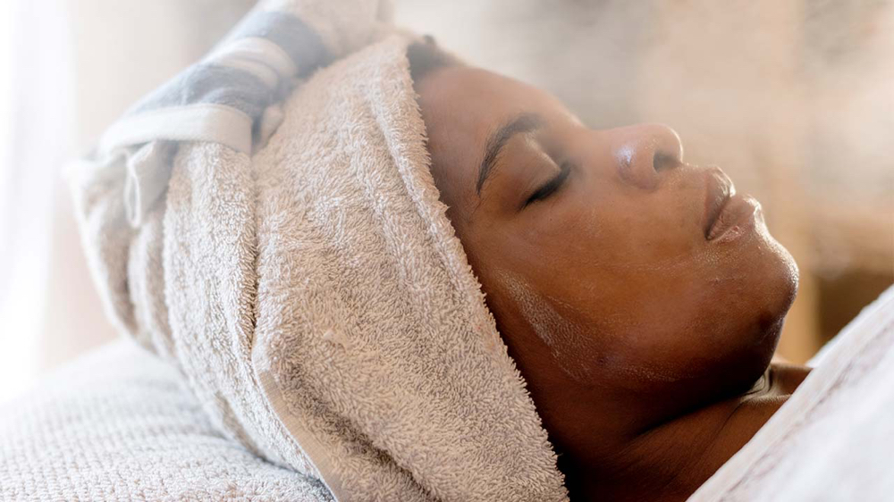 Aromatherapy Hot Towel Scalp Massage