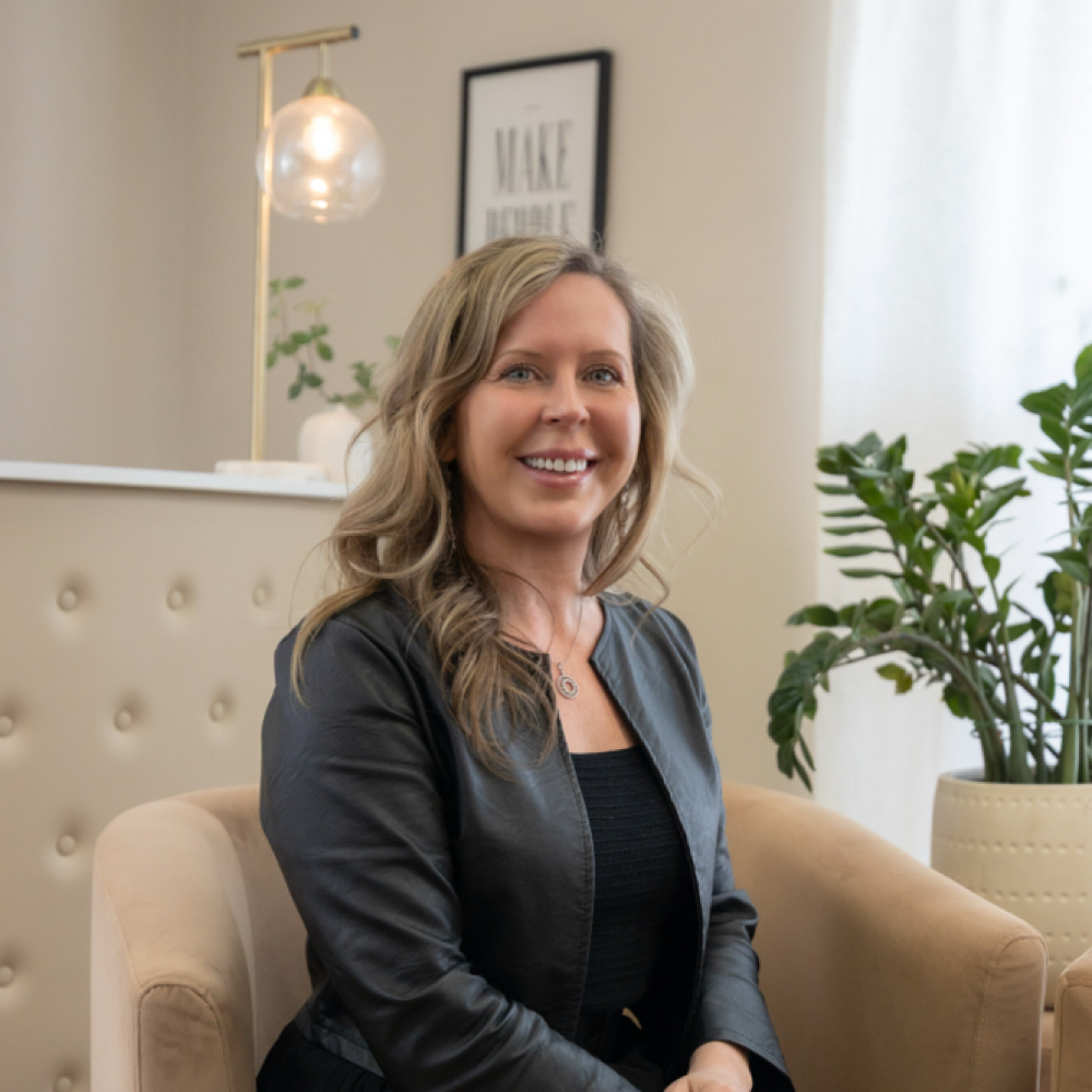 Full Leg Wax at EMERY NAIL BOUTIQUE in Merrimack, NH