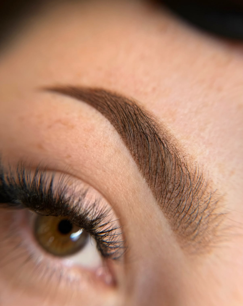 PMU — Ombre brows