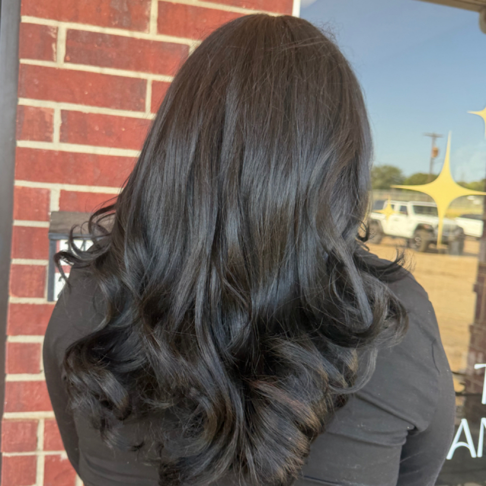 Shampoo+Blowout at Isabella’s Spa in Gilmer, TX