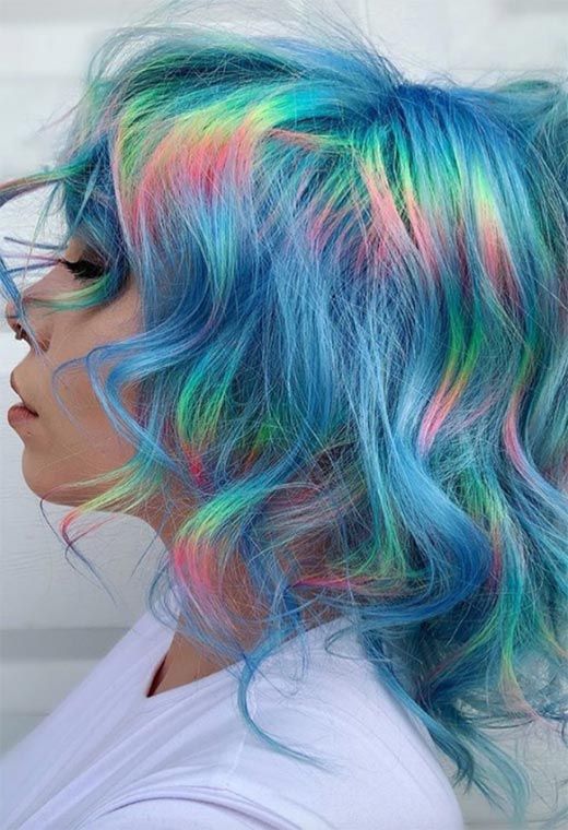 Holographic Hair Coloring