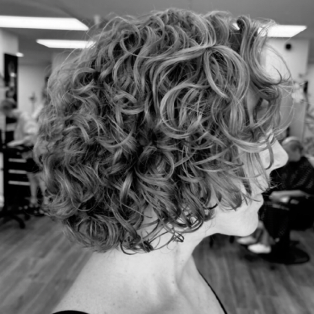New Curl Client Experience at Sarahi Beauty Garden LLC in Fort Myers, FL