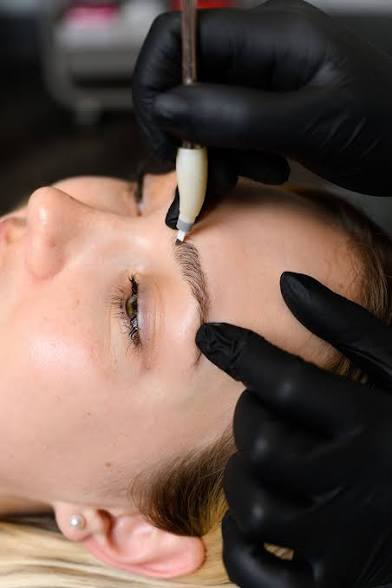 Microblading Eyebrows