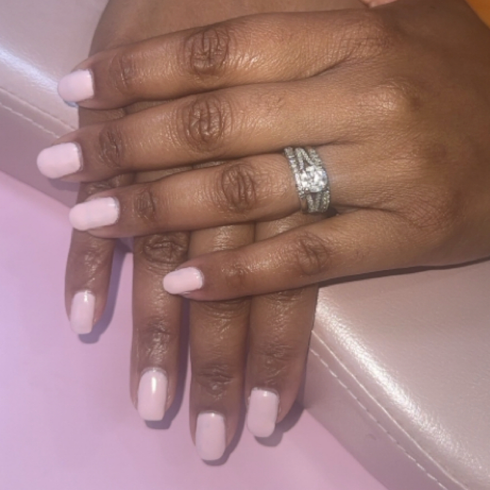 Gel Manicure at Elegantleenailed in Hyattsville, MD