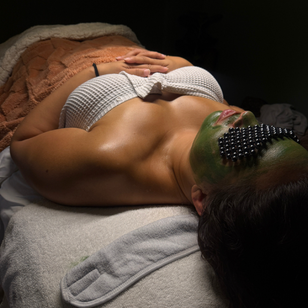 KAVI ADVANCED FACIAL