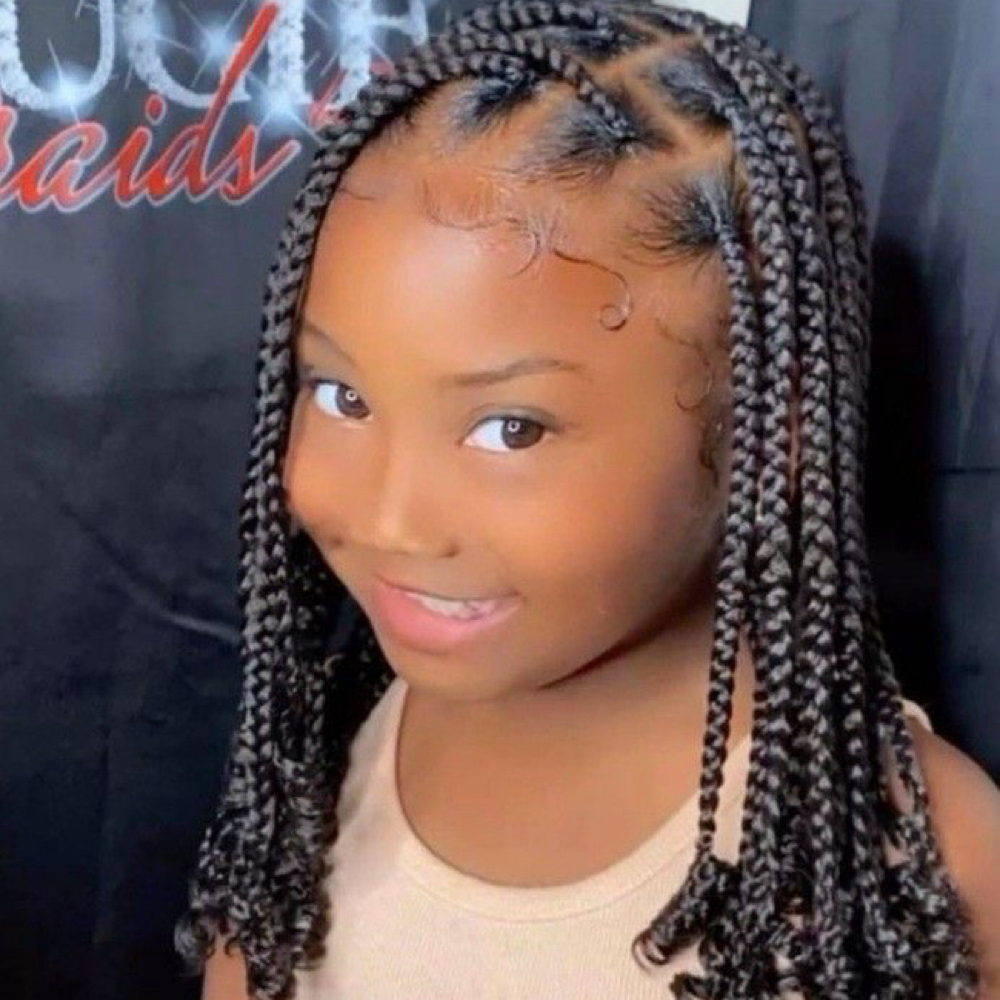 Trenzas Sueltas Medium at EJ LASH AND BEAUTY LLC in Silver Spring, MD