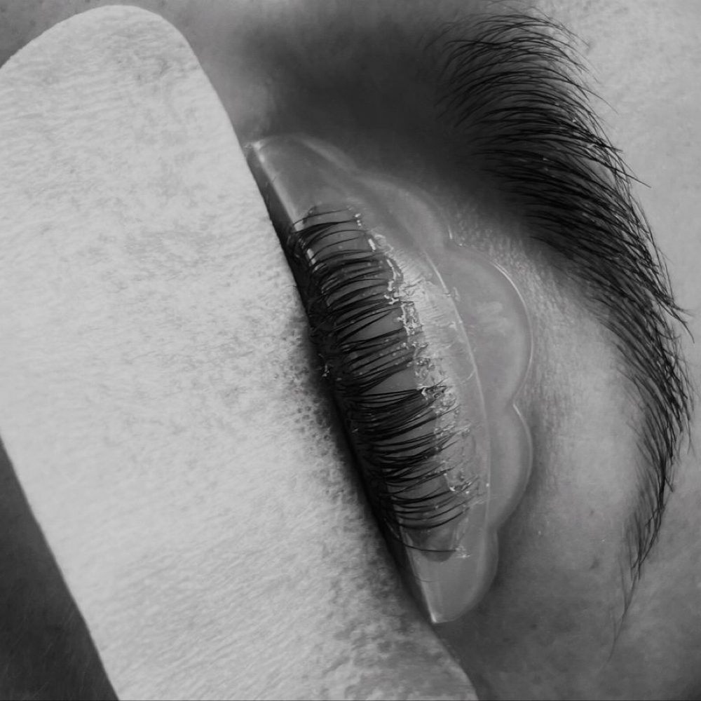 Lash Lift at SKN by Aria in Baytown, TX
