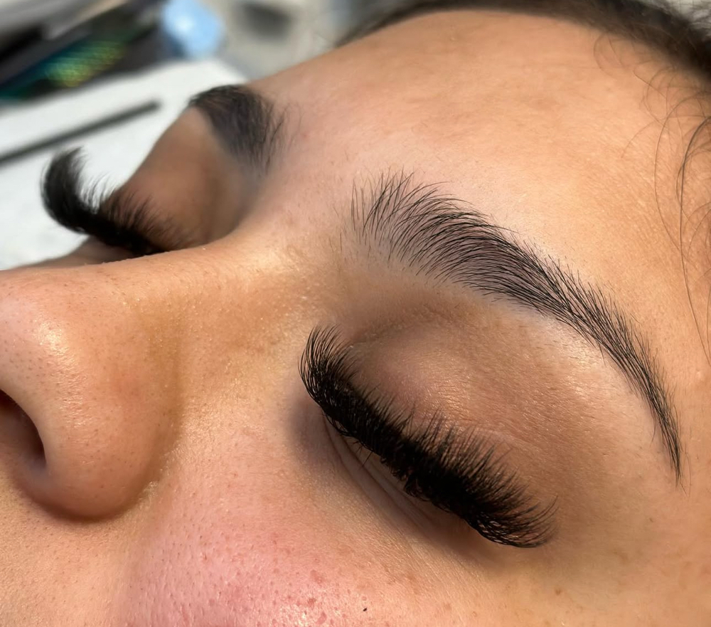 Volume Lash Extensions
