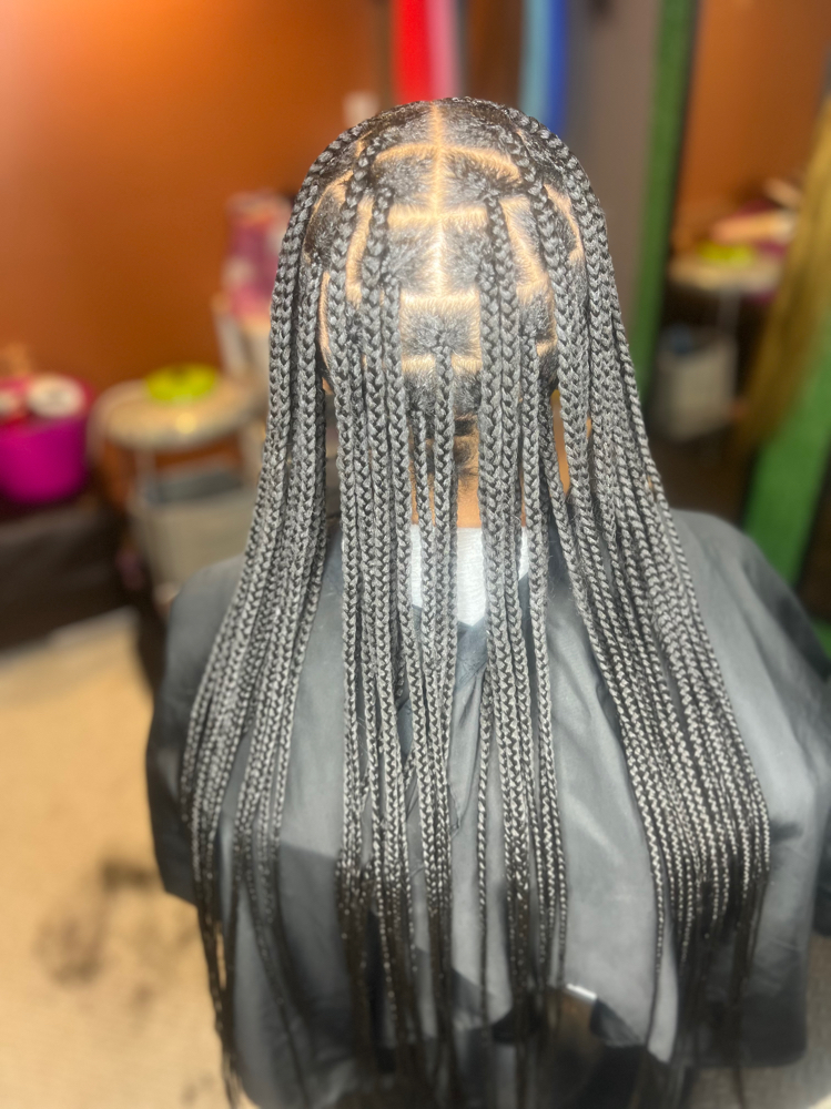 Medium Knotless
