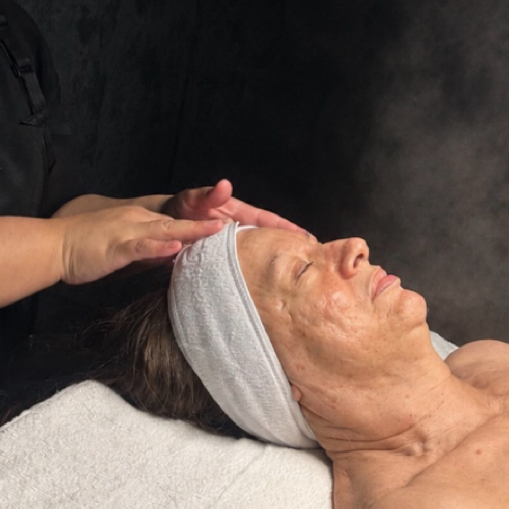 CYNN’S Customized Facial at CYNNSBEAUTY in Orange, CA