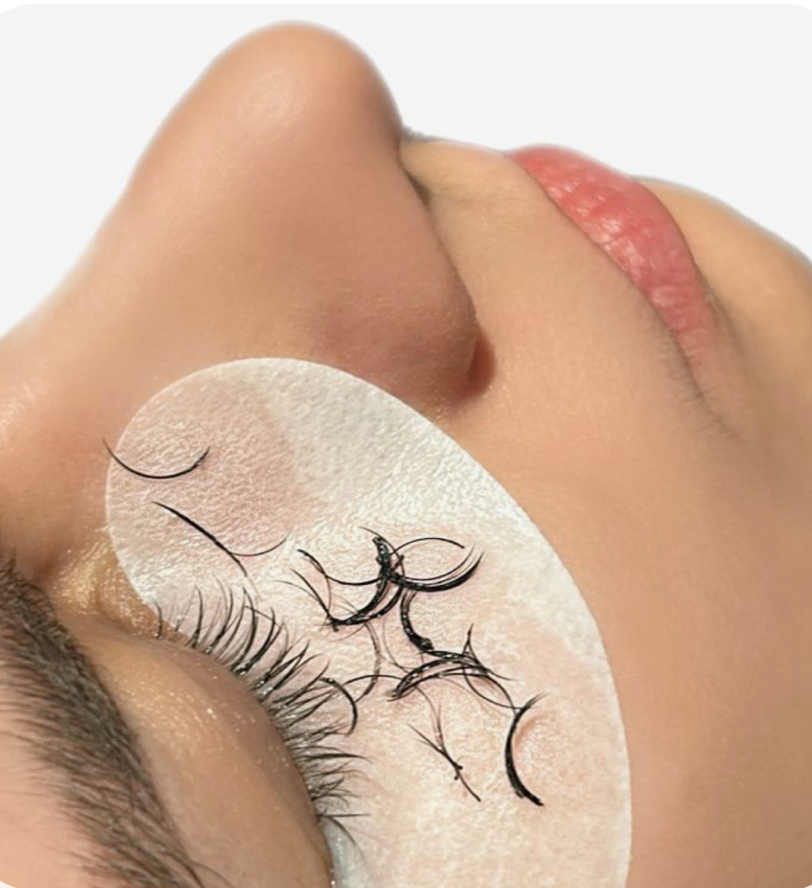 LASH  Extension  REMOVAL