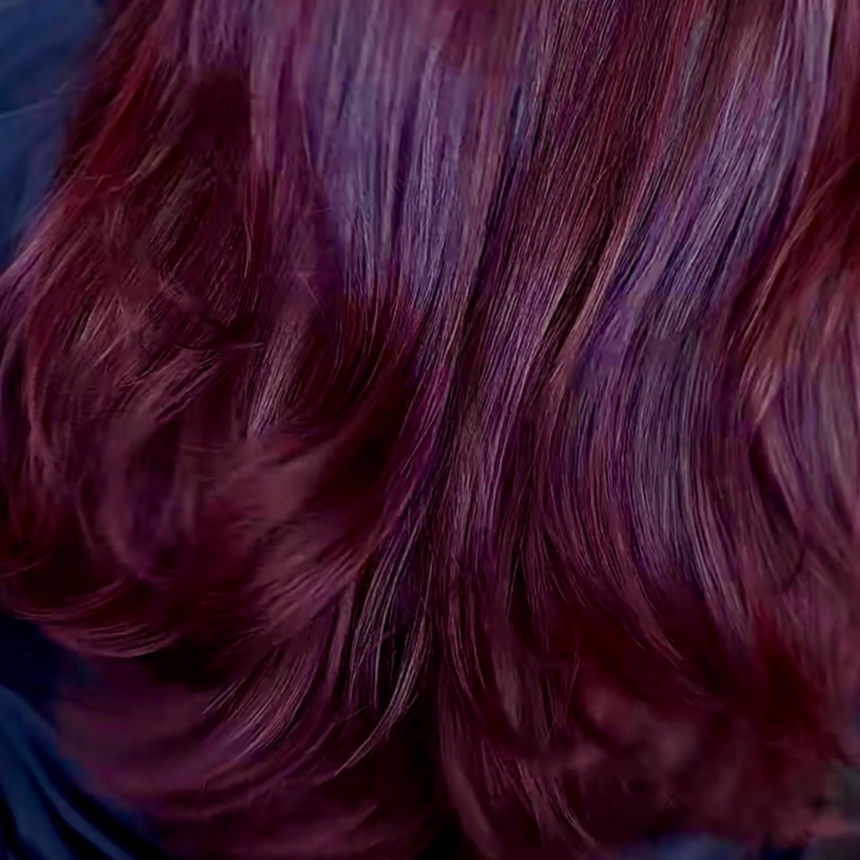 Blowout at Verve Hairdesign by Victoria in Glendale Heights, IL