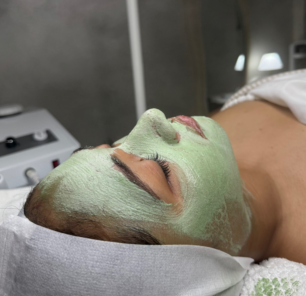 DEEP PORE FACIAL