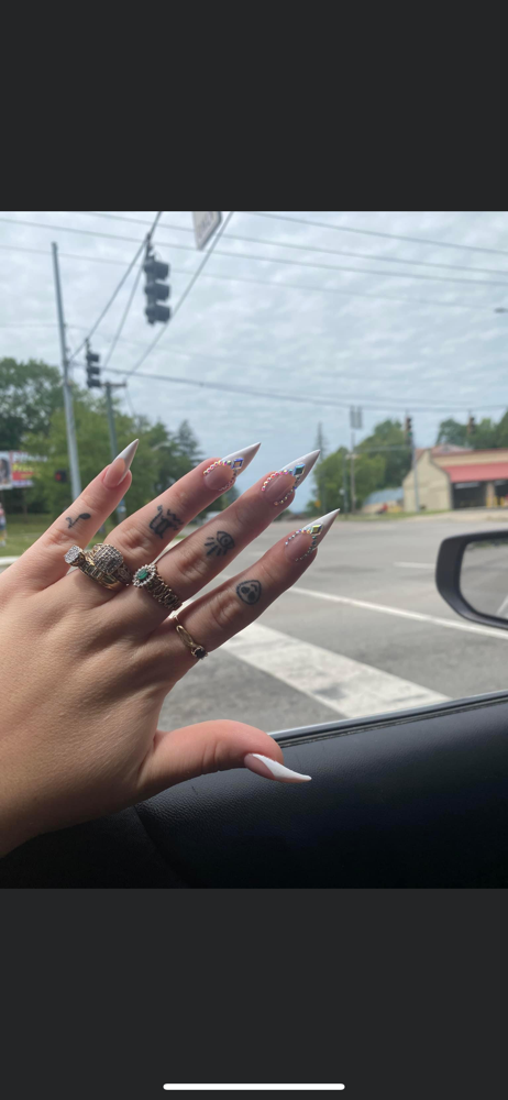 French Tip Add On Service 💅🏼