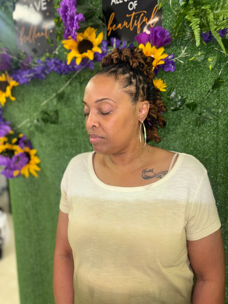 Loc Retwist at CrownedByC in Birmingham, AL