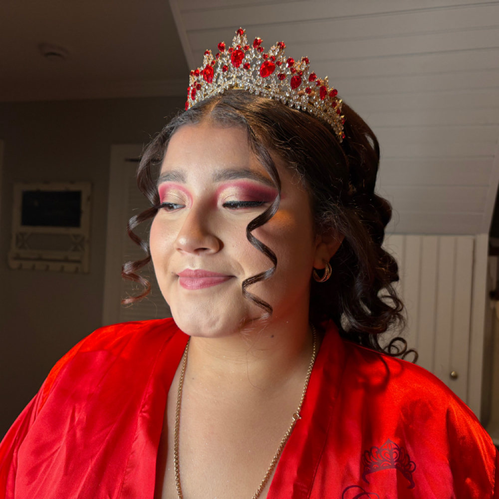 Full Glam Makeup & Style