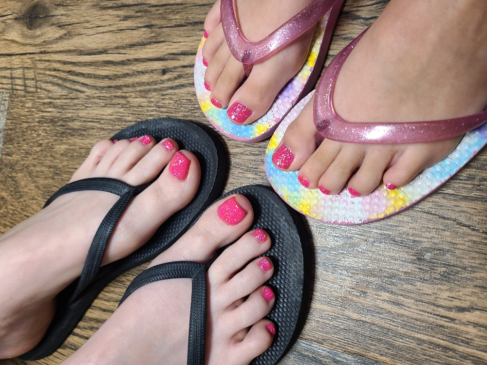 Mini Pedi (10 & Under)