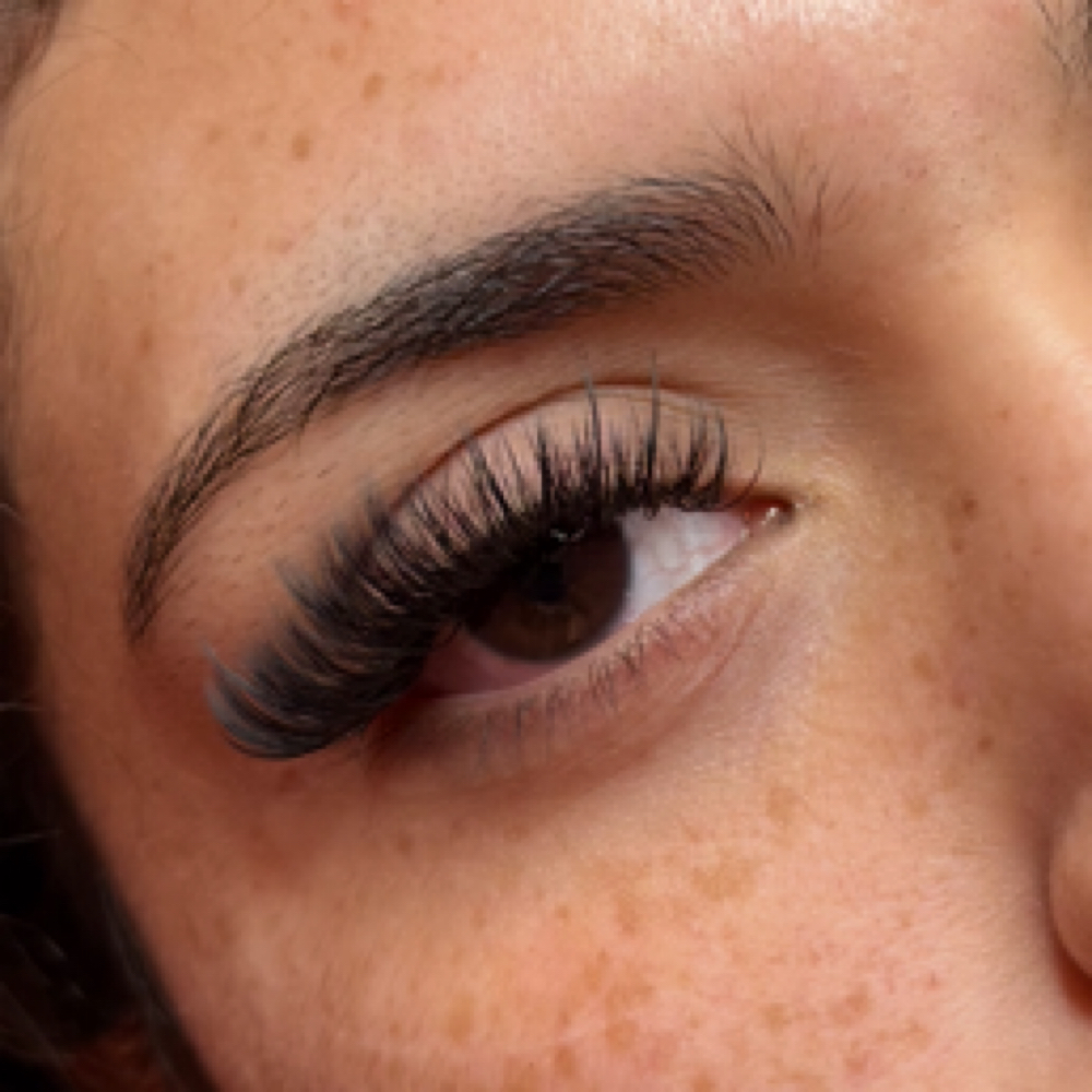 Eyelash Extension Retouch at Luz Aesthetics in Tucson, AZ