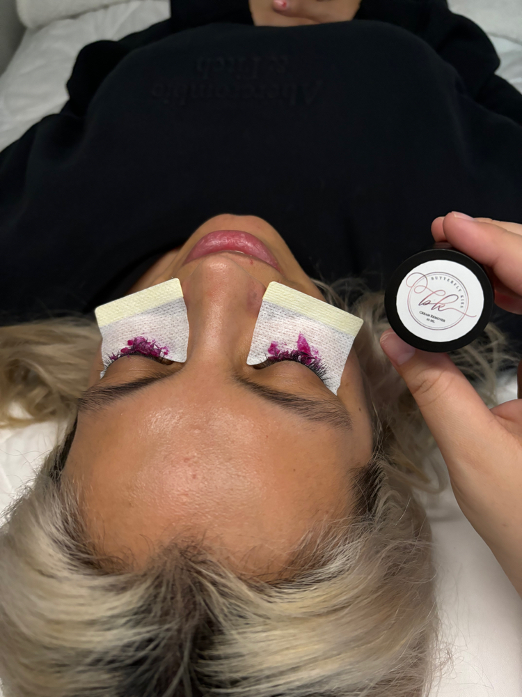 Lash Removal at JSM BEAUTY ROOM in Phoenix, AZ