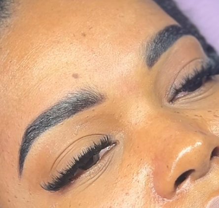 Henna Brows & Wax
