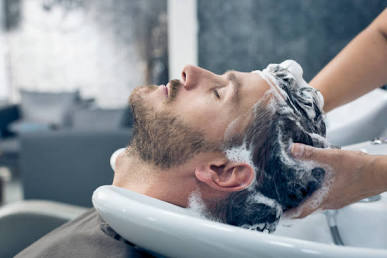 Mens Cut With Shampoo & Hot Towel