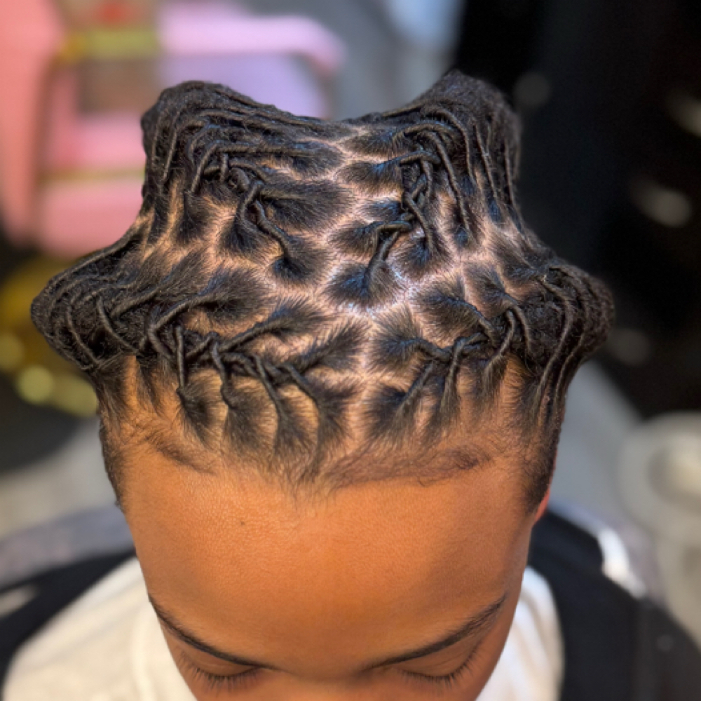 Kid loc Services at THEE KEE 2 UR LOCS in Upper Marlboro Md, MD
