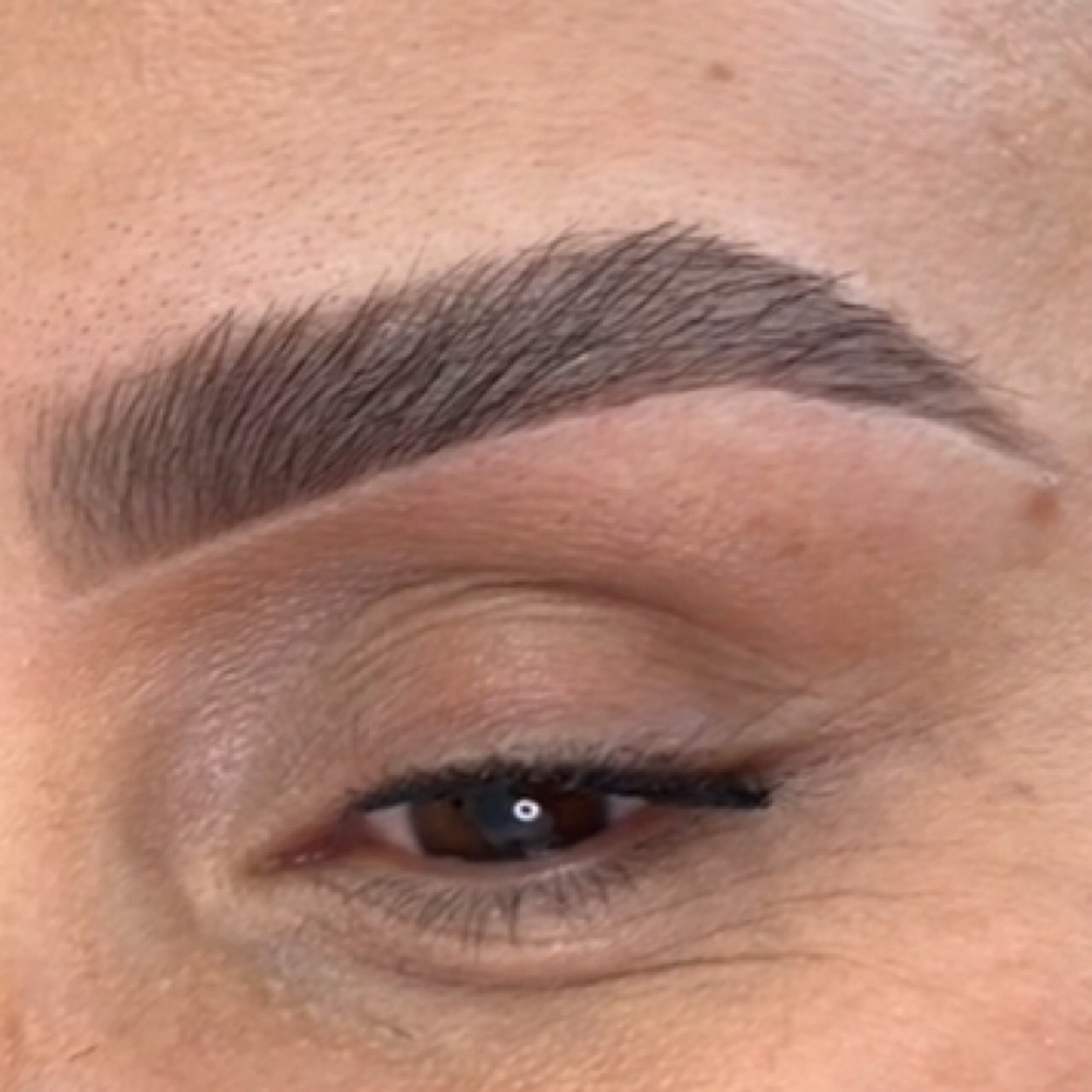 Lamination, Tint & Thread at Lily Brows in Montgomery, IL