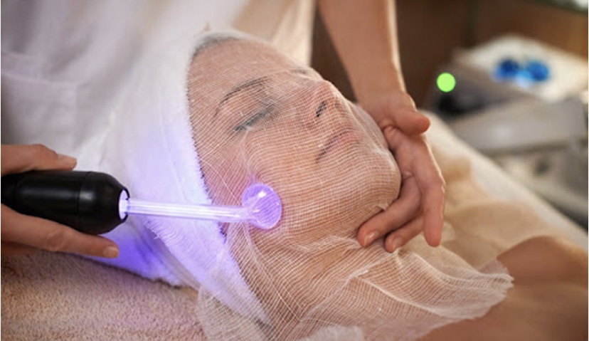 Facial With High Frequency