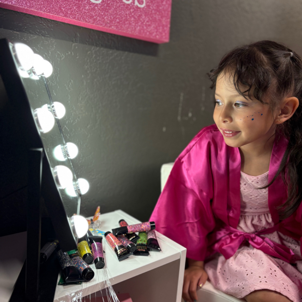 Kids Glam Up (All Ages) at Colorado Kids Salon & Spa in Longmont, CO