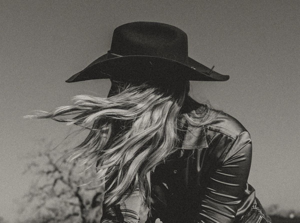 IBE Extensions at Salon Idyll in Rochelle, IL