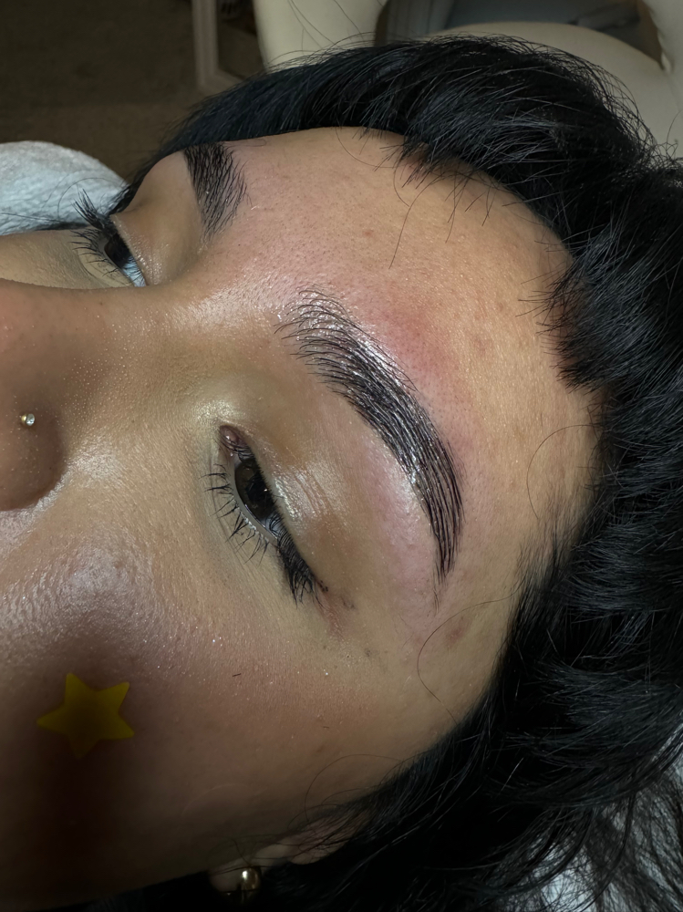 Eyebrow Tinting