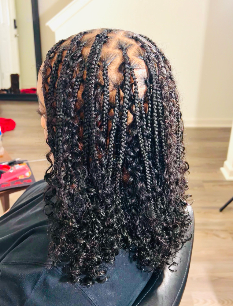 Small Boho Bob Knotless