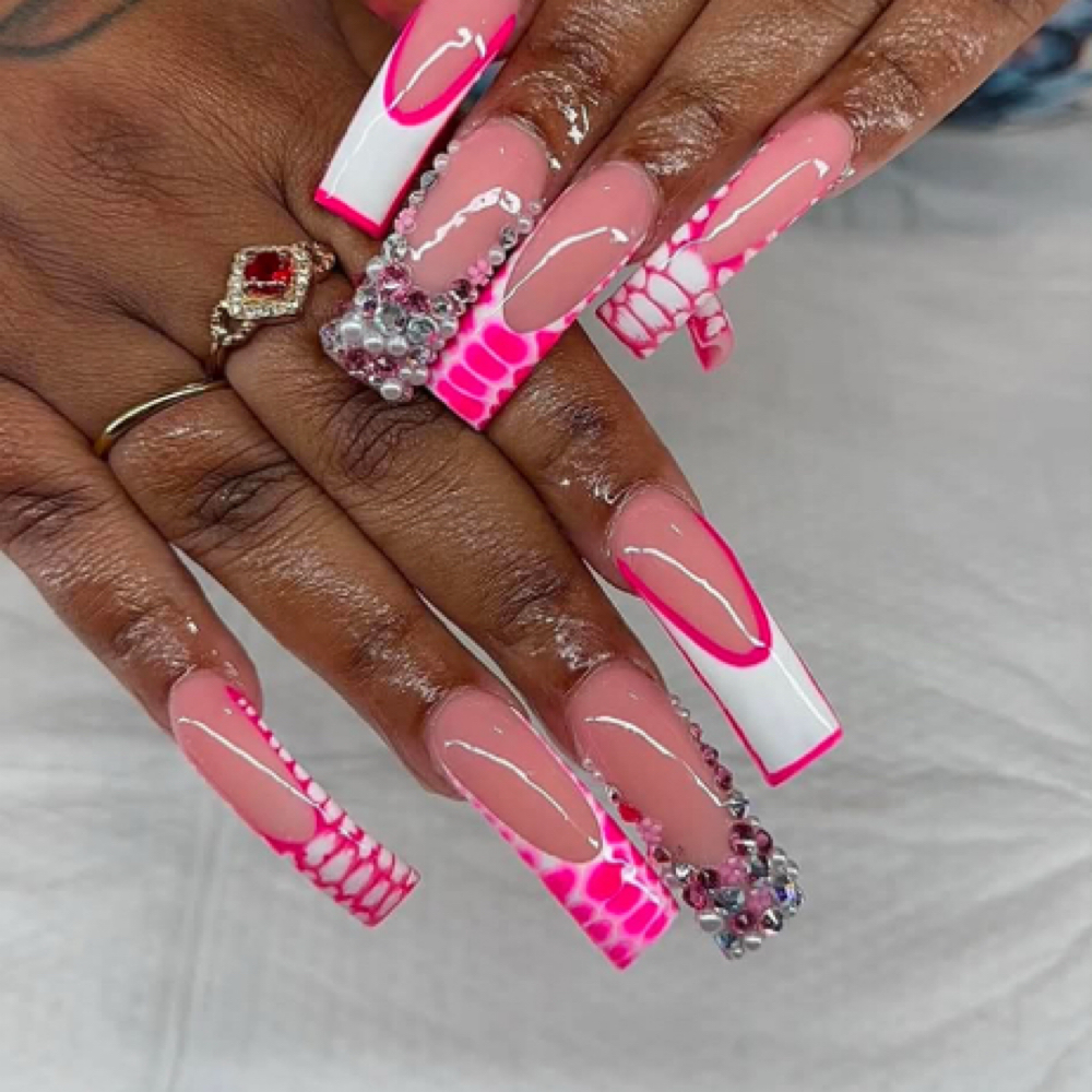 Fill In For Xl And  Acrylic at Pressed Petals Nail Bar in Greenville, NC