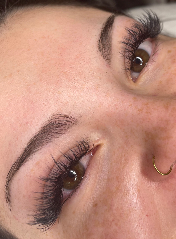 Full Set Natural Classic Lashes