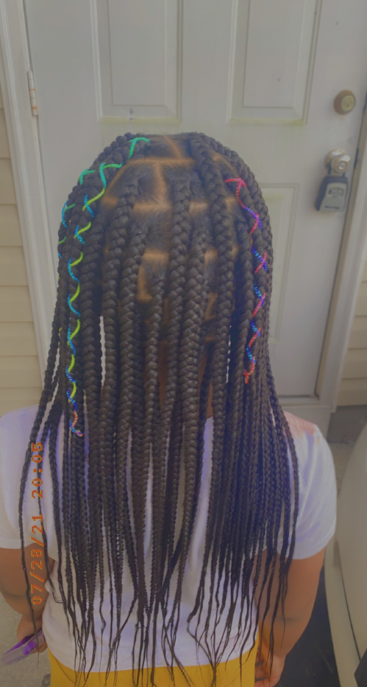 Kids Medium Knotless 12 And Under