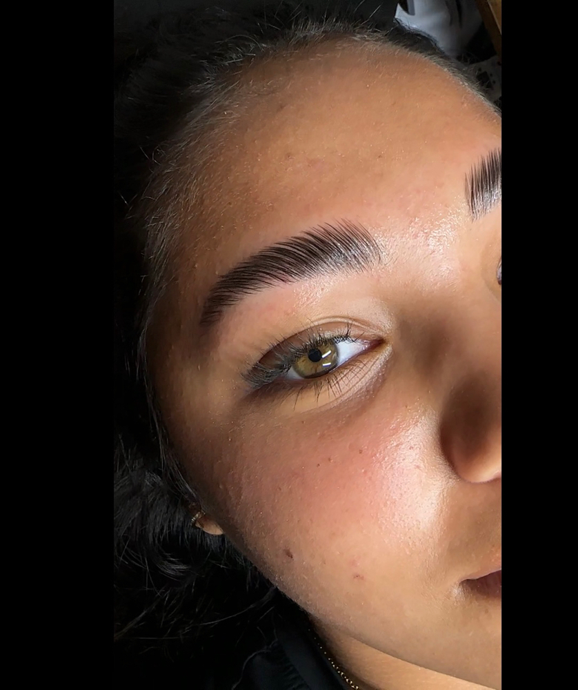 BROW LAMINATION & WAX