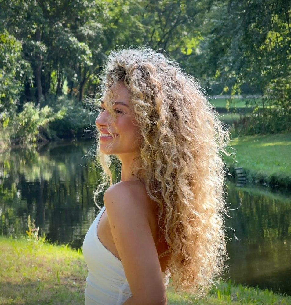 Womens Perm/ Body Wave + Cut