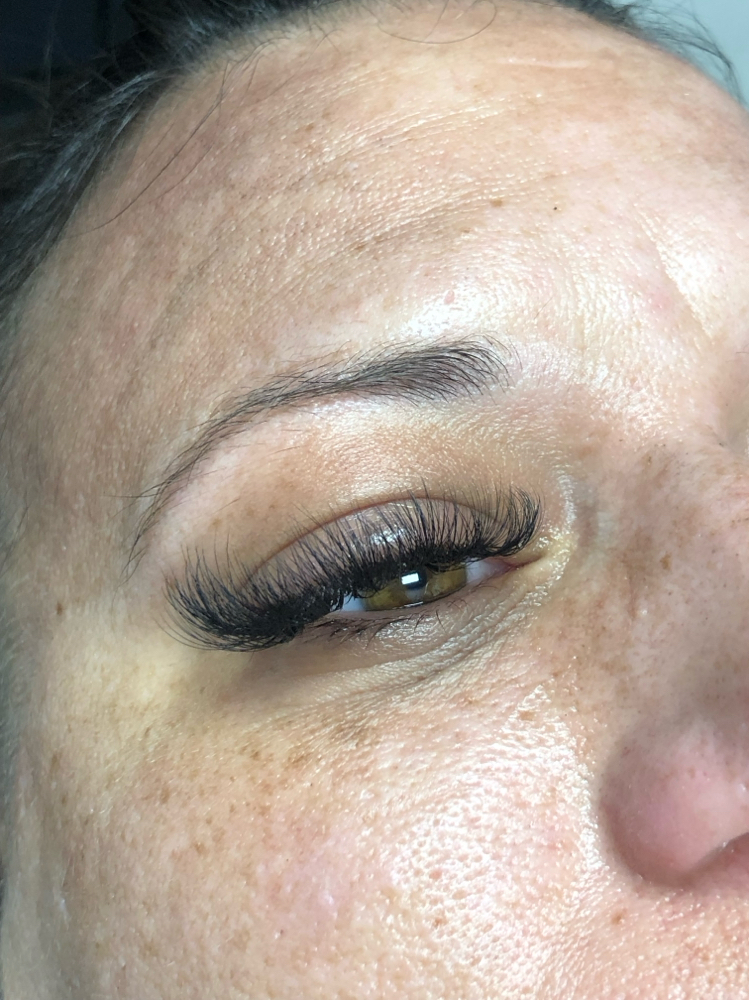 Volume lash full set