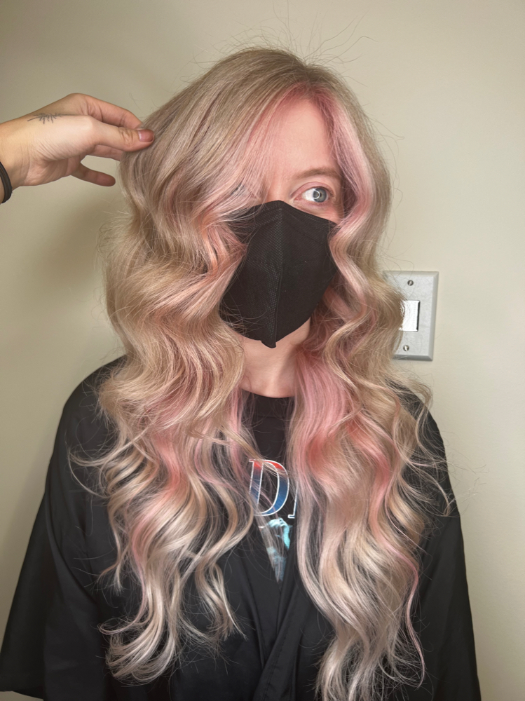 Face Framing Blonding