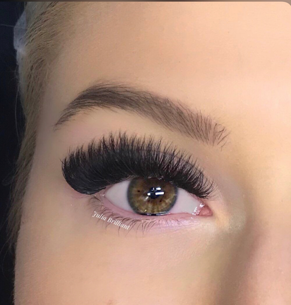 Mega Volume Full Set at Bellavedo Studio in Dallas, TX
