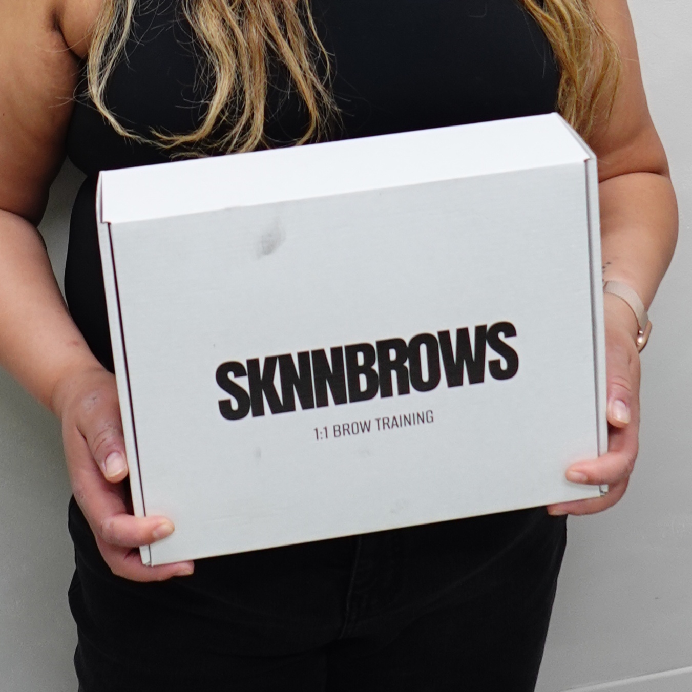1:1 Brow Threading Course at SKNNBROWS in Plano, TX