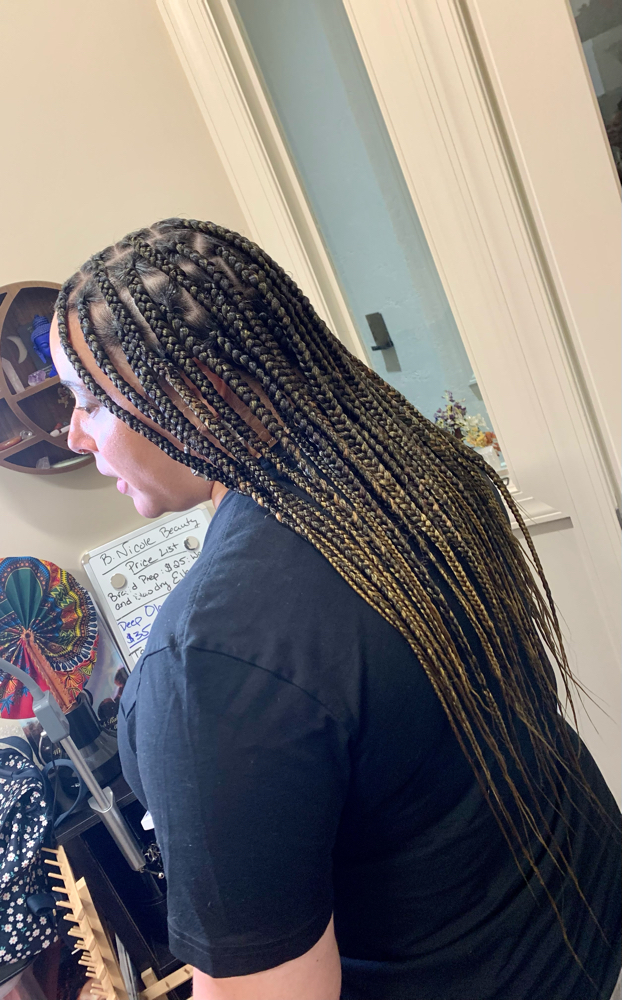 Medium Knotless Braids