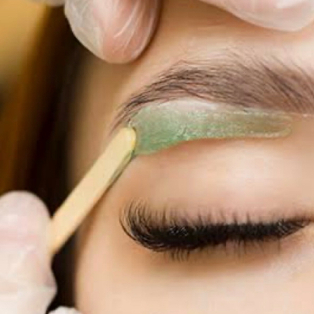 Brow Wax at Beauty By Natalie in Tinley Park, IL