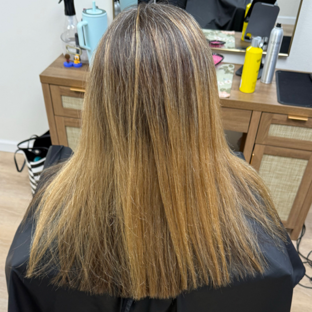 Dry Refresh Cut at Lyndsy Pomerantz in Swansea, IL