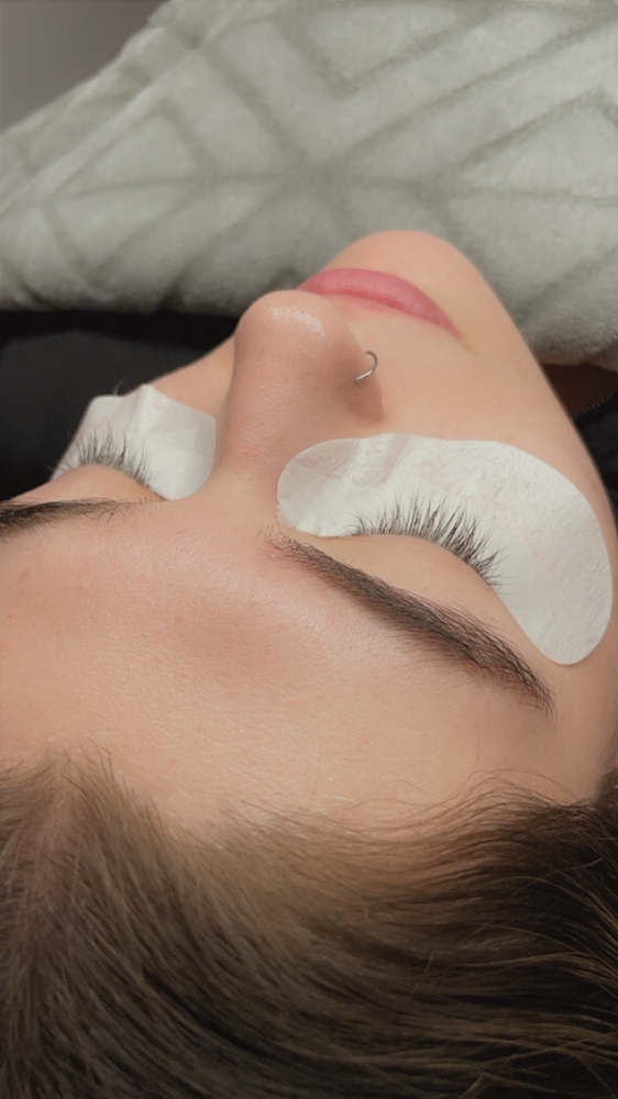 Lash Removal